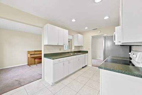 1901 SW 17th Street, Boynton Beach FL - photo 10 of 48
