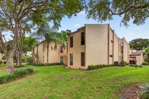 6421 Pumpkin Seed Circle #217, Boca Raton FL - photo 8 of 47