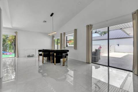 21641 Sutters Lane, Boca Raton FL - photo 11 of 42