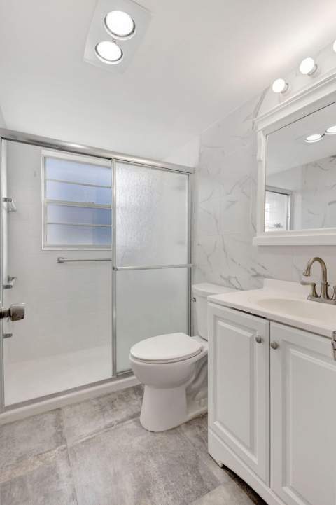 121 Bedford, West Palm Beach FL - photo 12 of 36