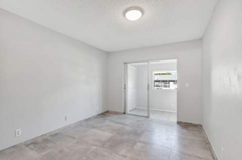 121 Bedford, West Palm Beach FL - photo 16 of 36