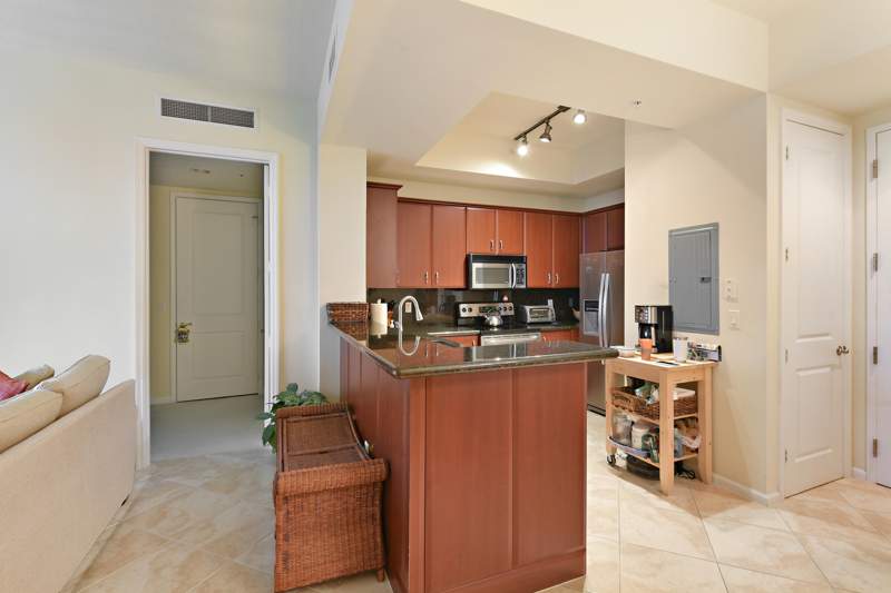 2 bedroom Condominium at 403 S Sapodilla Avenue #817, Metropolitan Condo, West Palm Beach — photo 5