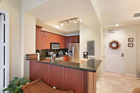 403 S Sapodilla Avenue #817, West Palm Beach FL - photo 8 of 40