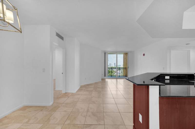 2 bedroom Condominium at 403 S Sapodilla Avenue #612, Metropolitan Condo, West Palm Beach — photo 4