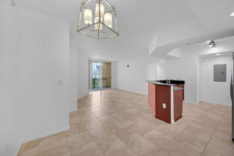 2 bedroom Condominium at 403 S Sapodilla Avenue #612, Metropolitan Condo, West Palm Beach — photo 5