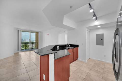 403 S Sapodilla Avenue #612, West Palm Beach FL - photo 10 of 57