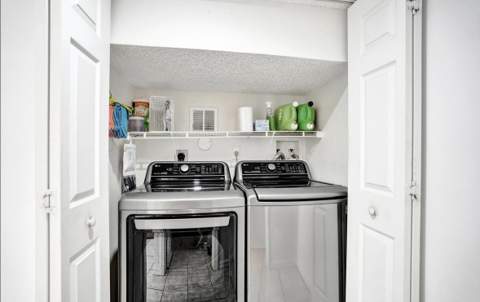 552 NW 208th Terrace, Pembroke Pines FL - photo 14 of 24