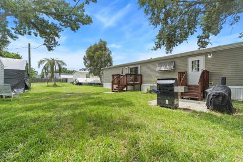 2802 SE Janet Street, Stuart FL - photo 23 of 33