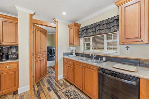 2802 SE Janet Street, Stuart FL - photo 12 of 33