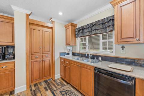 2802 SE Janet Street, Stuart FL - photo 13 of 33