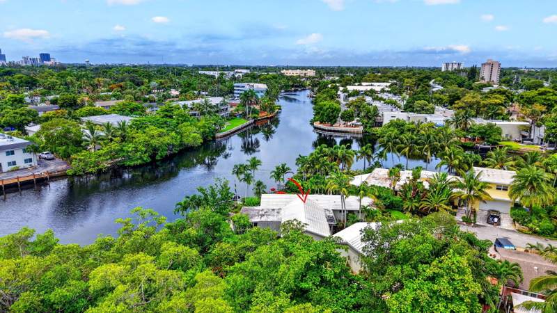 3 bedroom Single Family Residence at 1948 NE 7th Terrace, Tropical Gardens Amen Plat, Wilton Manors — photo 4