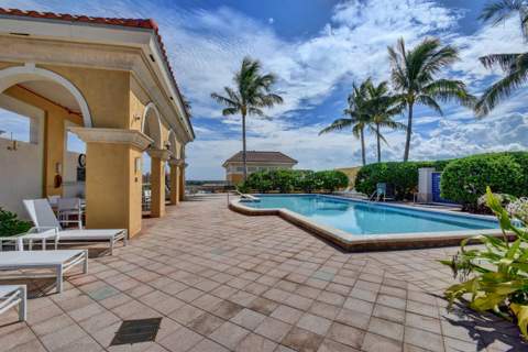 403 S Sapodilla Avenue #817, West Palm Beach FL - photo 24 of 40