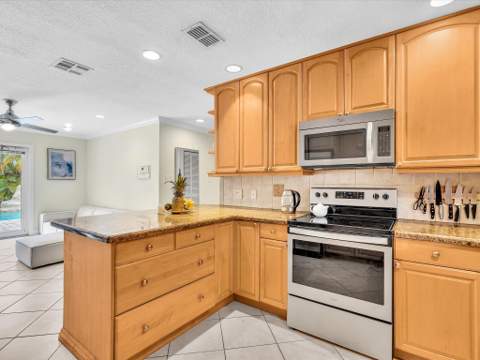 11 Forest Hills Lane, Boca Raton FL - photo 15 of 59