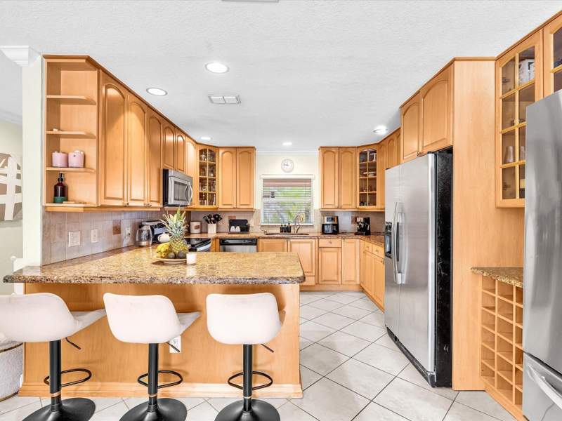 4 bedroom Single Family Residence at 11 Forest Hills Lane, University Park Country Club Estates, Boca Raton — photo 4