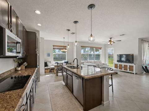 11316 SW Barton Way, Port St. Lucie FL - photo 7 of 60
