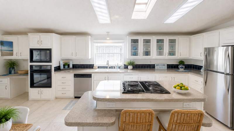 3 bedroom Manufactured Home at 8029 Meadowlark Lane, The Preserve At Savanna Club, Port St. Lucie — photo 4