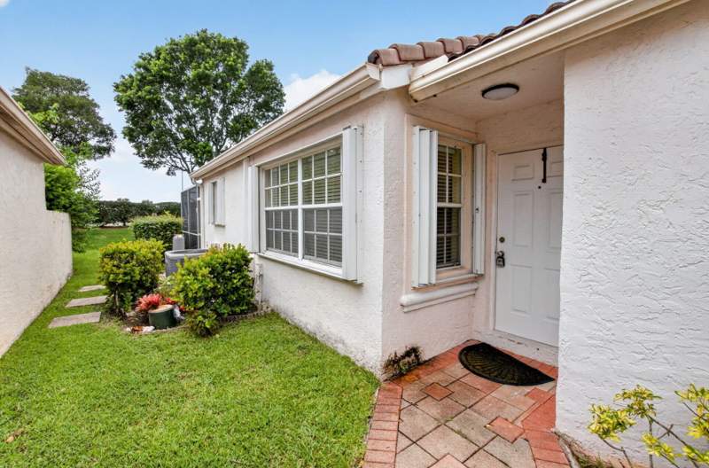 3 bedroom Single Family Residence at 7666 Rockport Circle, Smith Farm, Lake Worth — photo 2