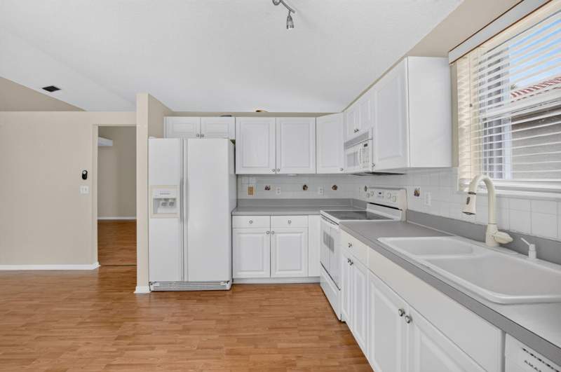 3 bedroom Single Family Residence at 7666 Rockport Circle, Smith Farm, Lake Worth — photo 4
