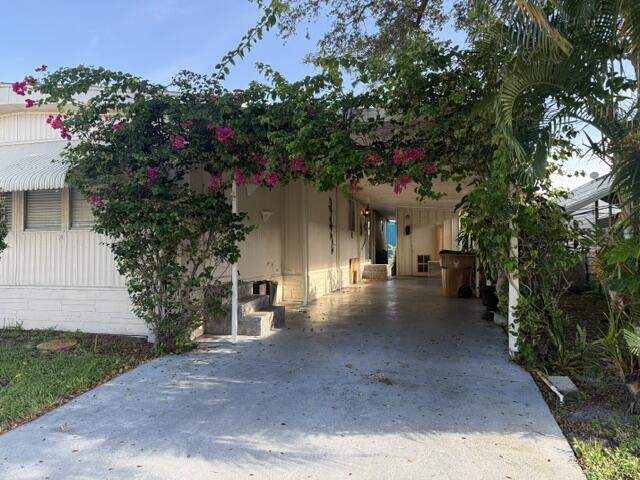 2 bedroom Manufactured Home at 1817 Dolphin Place, Tidewater Estates Co-Op, Deerfield Beach — photo 2