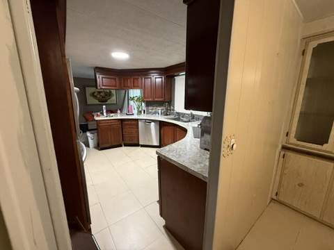 1817 Dolphin Place, Deerfield Beach FL - photo 11 of 27