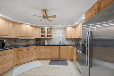 2860 S Ocean Boulevard #316, Palm Beach FL - photo 12 of 27
