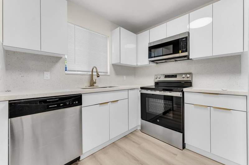 3 bedroom Townhouse at 2701 N 34th Avenue #1D, Hollywood Gardens Condominium I, Hollywood — photo 4