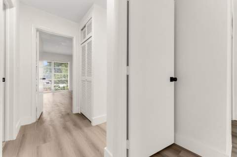 2701 N 34th Avenue #1D, Hollywood FL - photo 6 of 28