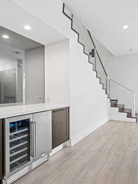 315 NE 15th Avenue, Fort Lauderdale FL - photo 12 of 26
