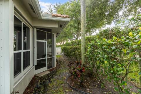 8620 High Cay, West Palm Beach FL - photo 18 of 59
