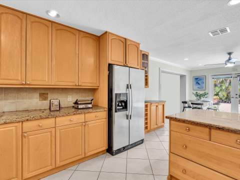 11 Forest Hills Lane, Boca Raton FL - photo 16 of 59