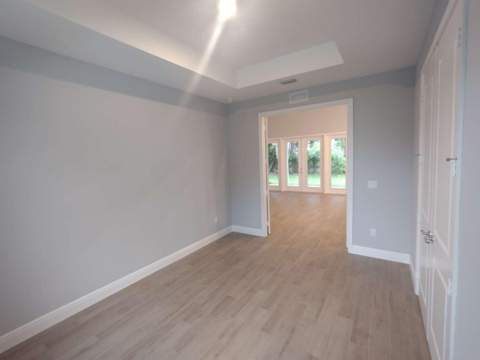 662 NE Waverly Terrace, Jensen Beach FL - photo 10 of 15