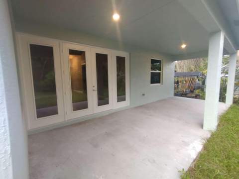 662 NE Waverly Terrace, Jensen Beach FL - photo 12 of 15