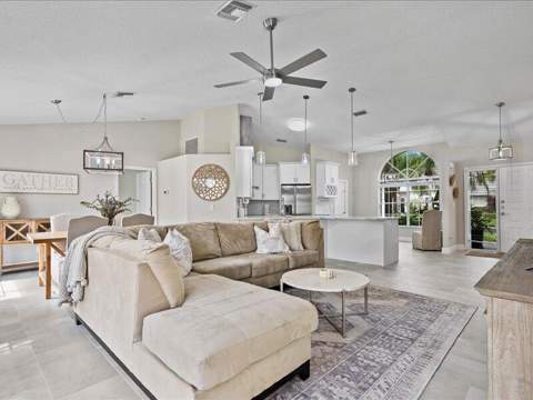 237 Moccasin Trail, Jupiter FL - photo 12 of 39