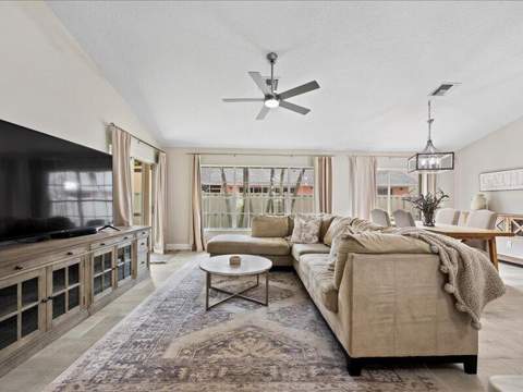 237 Moccasin Trail, Jupiter FL - photo 14 of 39