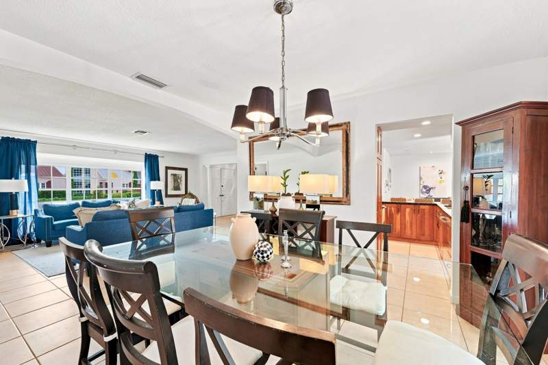 5 bedroom Single Family Residence at 3315 NE 42nd Court, Bermuda-Riviera Sub Of Galt, Fort Lauderdale — photo 4