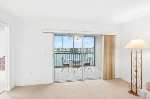 14111 Royal Vista Drive #407, Delray Beach FL - photo 14 of 72
