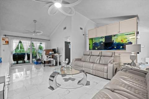 11650 NW 39th Place, Sunrise FL - photo 13 of 31