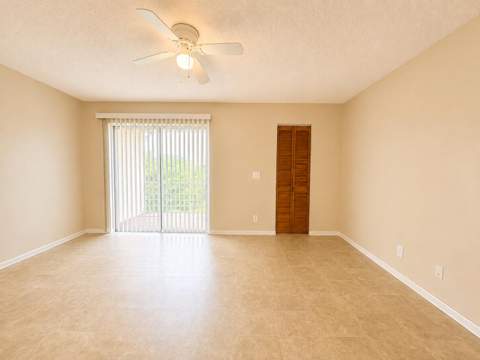 555 Purdy Lane #Unit 309, Palm Springs FL - photo 19 of 28