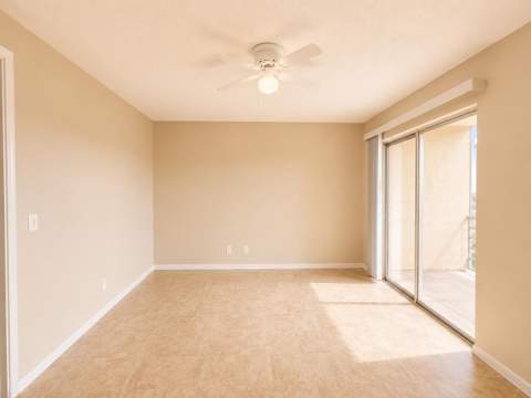 555 Purdy Lane #Unit 309, Palm Springs FL - photo 21 of 28