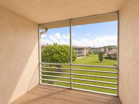555 Purdy Lane #Unit 309, Palm Springs FL - photo 23 of 28