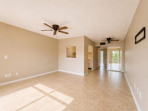 555 Purdy Lane #Unit 309, Palm Springs FL - photo 9 of 28