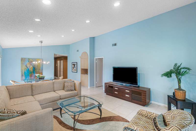 2 bedroom Villa at 27 Stratford Lane #D, Stratford At Hunters Run Condo, Boynton Beach — photo 2