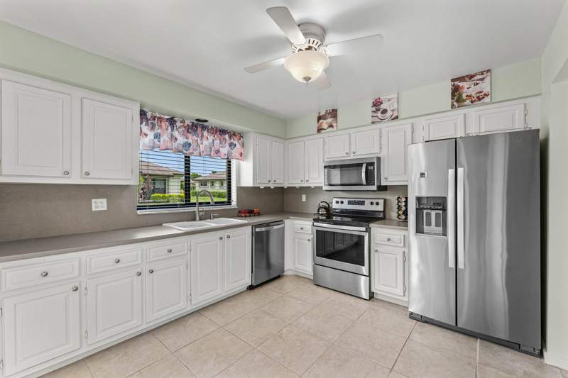 2 bedroom Villa at 4869 Equestrian Road #A, Greentree Villas Condo, Boynton Beach — photo 3