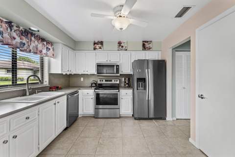 4869 Equestrian Road #A, Boynton Beach FL - photo 7 of 27