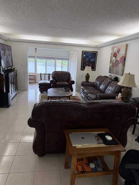 127 Lake Rebecca Drive, West Palm Beach FL - photo 6 of 33