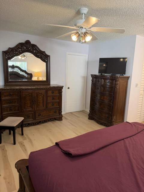 127 Lake Rebecca Drive, West Palm Beach FL - photo 12 of 33
