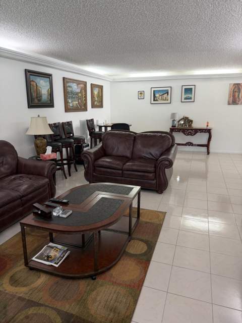 127 Lake Rebecca Drive, West Palm Beach FL - photo 13 of 33