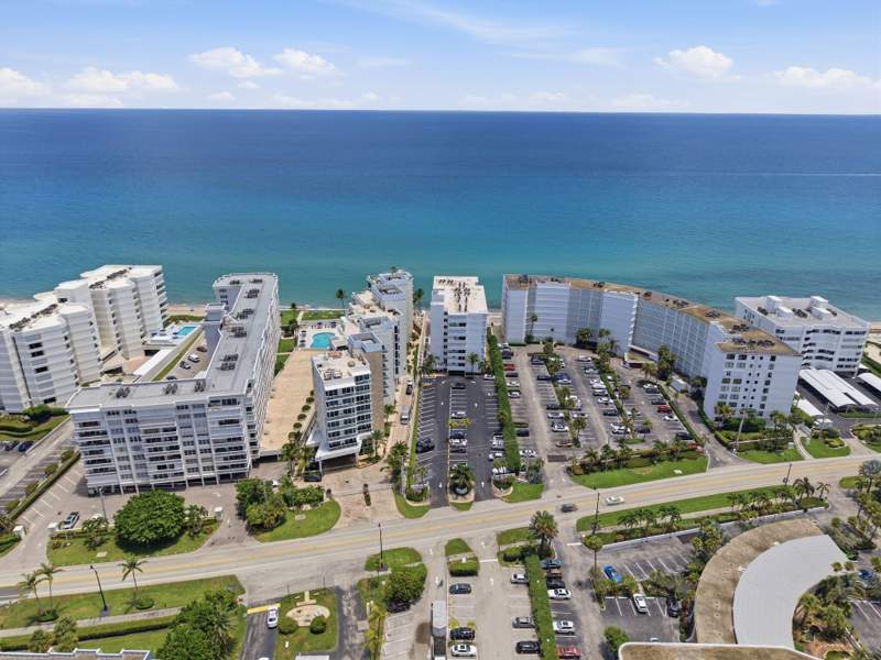 2 bedroom Condominium at 3580 S Ocean Boulevard #7F, Horizon East Condo, South Palm Beach — photo 3