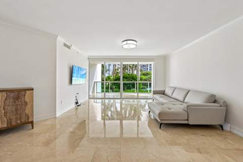 550 SE Mizner Boulevard #B206, Boca Raton FL - photo 7 of 27
