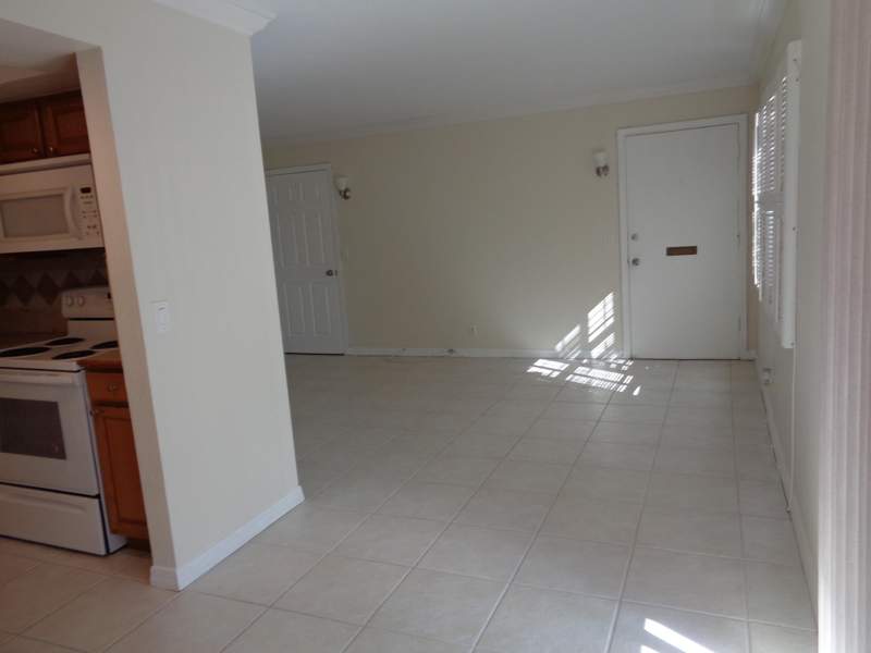 2 bedroom Condominium at 312 Southwind Drive #104, Southwind Landings Condo, North Palm Beach — photo 2